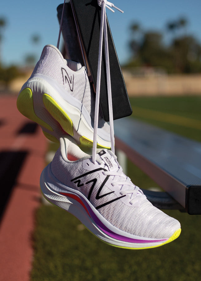 New Balance FuelCell Propel v4