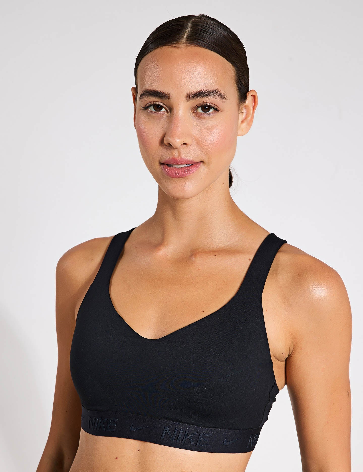 【NIKE】◆Adjustable Sports Bra Black◆FD1063-011◆ Nike Indy Girls' Sports Bra. Nike.com