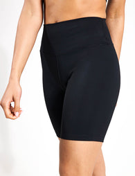 Nike | One High Waisted 8