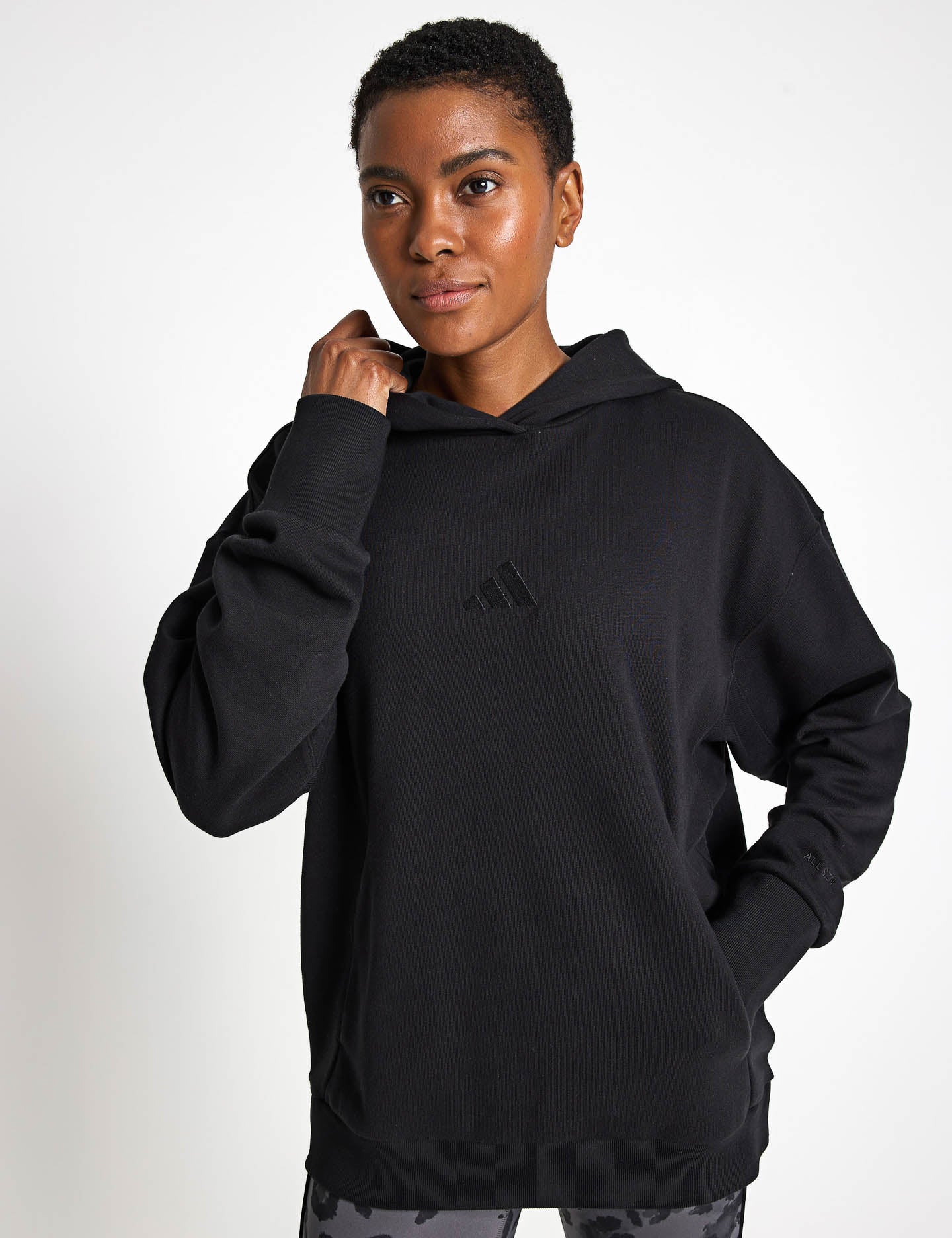 売れ筋商品|||トミーヒルフィガー パーカー・スウェットシャツ アウター レディース Women's Cropped Varsity Crest Cotton Hoodie Sweatshirt Dark Night Navy V-Neck Varsity Logo Cropped Sweater | Tommy Hilfiger USA