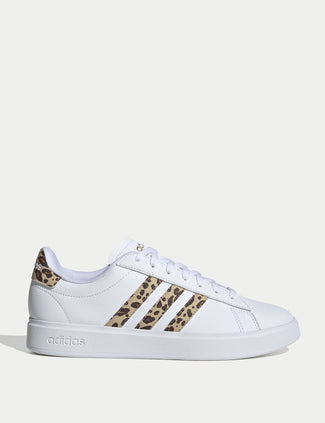 Grand Court 2.0 Shoes - Cloud White/Magic Beige/Matte Gold