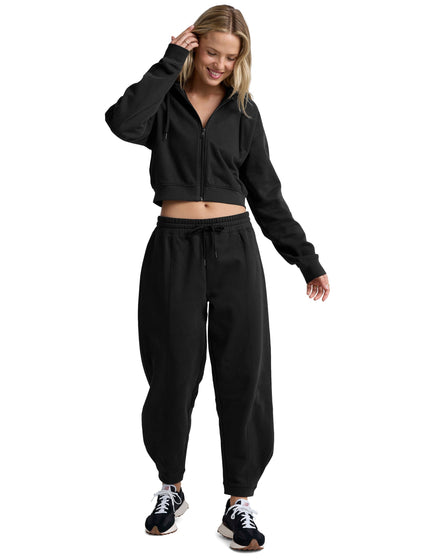 Beyond Yoga LuxeFleece Barrel Sweatpant - Blackimages6- The Sports Edit
