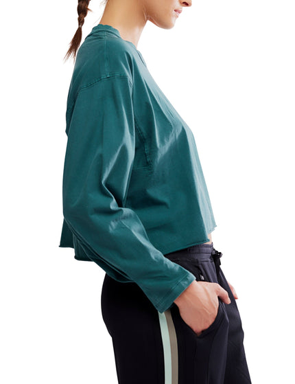 FP Movement Inspire Layer - Evergreenimages2- The Sports Edit