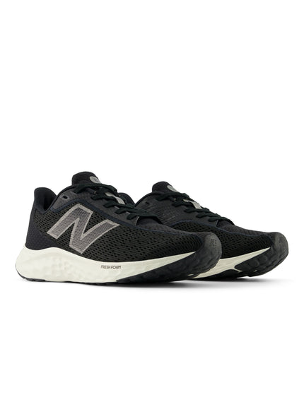 New Balance Fresh Foam Arishi v4 - Black/Blackimage2- The Sports Edit