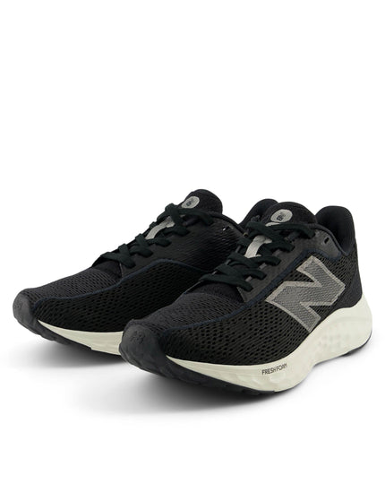 New Balance Fresh Foam Arishi v4 - Black/Blackimage3- The Sports Edit