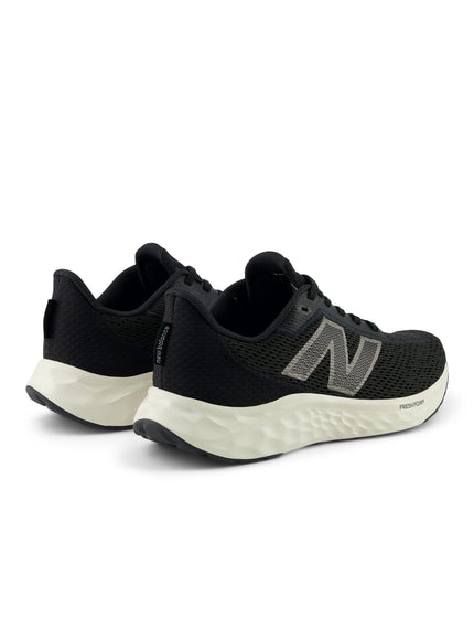 New Balance Fresh Foam Arishi v4 - Black/Blackimage5- The Sports Edit