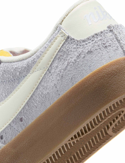 Nike Blazer Low '77 Vintage Shoes - Football Grey/Pale Ivory/Gum Light Brownimage8- The Sports Edit