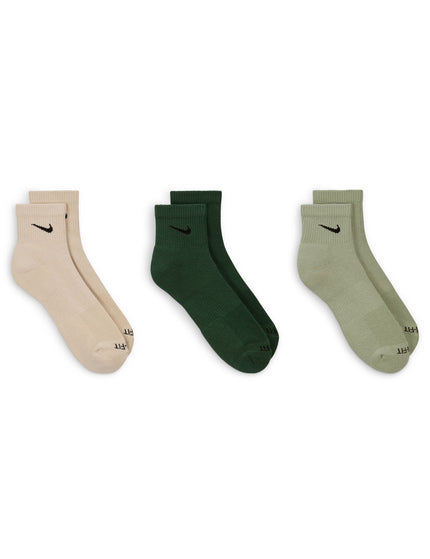 Nike Everyday Plus Cushioned Training Ankle Socks (3 Pairs) - Beige/Greenimage2- The Sports Edit