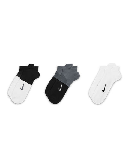 Nike Everyday Plus Lightweight Socks (3 Pairs) - White/Black/Greyimage2- The Sports Edit