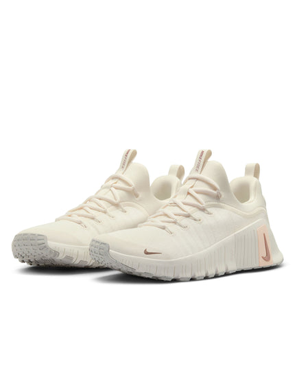 Nike Free Metcon 6 Shoes - Pale Ivory/Guava Ice/Sail/Metallic Red Bronzeimage2- The Sports Edit