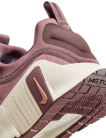 Nike Free Metcon 6 Shoes - Particle Pink/Pale Ivory/Red Sepia/Metallic Rose Goldimage8- The Sports Edit