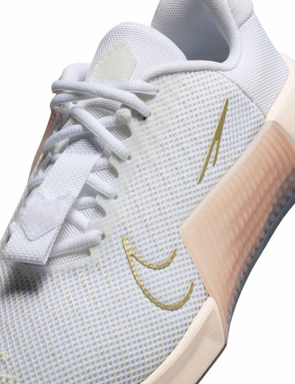 Nike Metcon 9 Shoes - White/Metallic Gold Grain/Sanddriftimage5- The Sports Edit