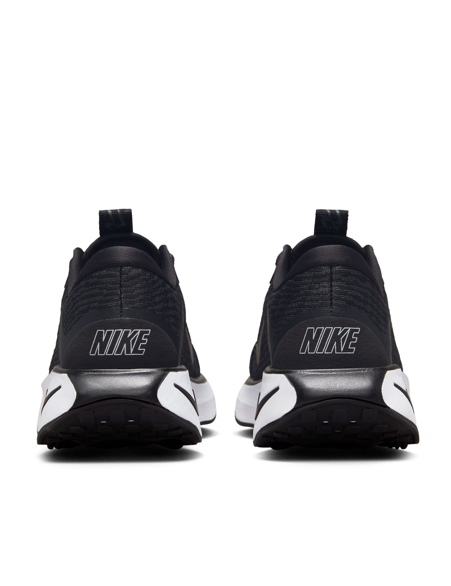Nike | Motiva Shoes - Black/Anthracite/White | The Sports Edit