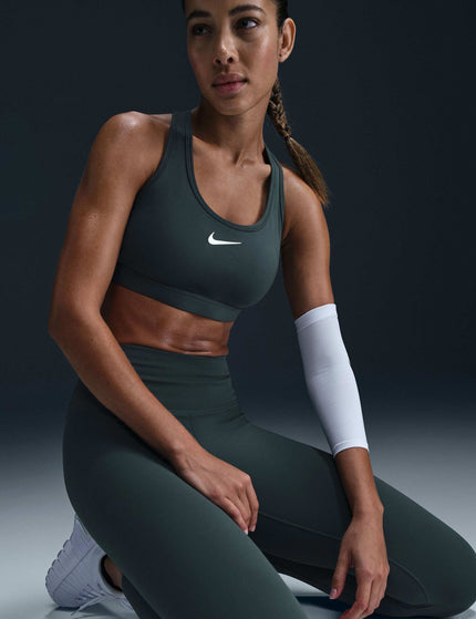 Nike One High Waisted 7/8 Leggings - Vintage Green/Blackimage4- The Sports Edit