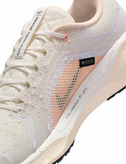 Nike Pegasus 41 Gore-Tex Shoes - Sail/Guava Ice/Crimson Tint/Anthraciteimage8- The Sports Edit