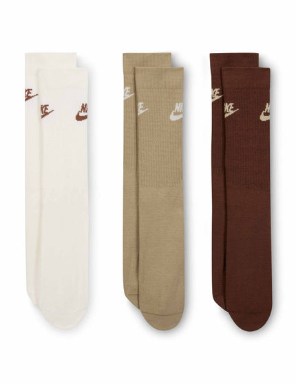 Nike Sportswear Everyday Essential Crew Socks (3 Pairs) - White/Brownimage1- The Sports Edit