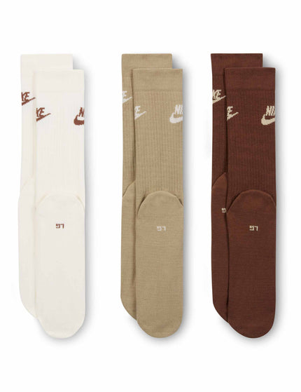 Nike Sportswear Everyday Essential Crew Socks (3 Pairs) - White/Brownimage2- The Sports Edit
