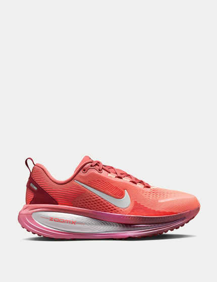 Nike Vomero 18 SE Running Shoes - Light Redwood/Barely Greenimages1- The Sports Edit