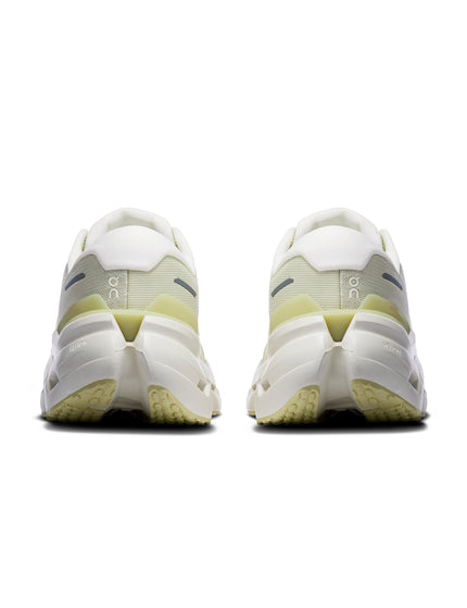 ON Running Cloudrunner 3 - Seedling/Ivoryimages3- The Sports Edit