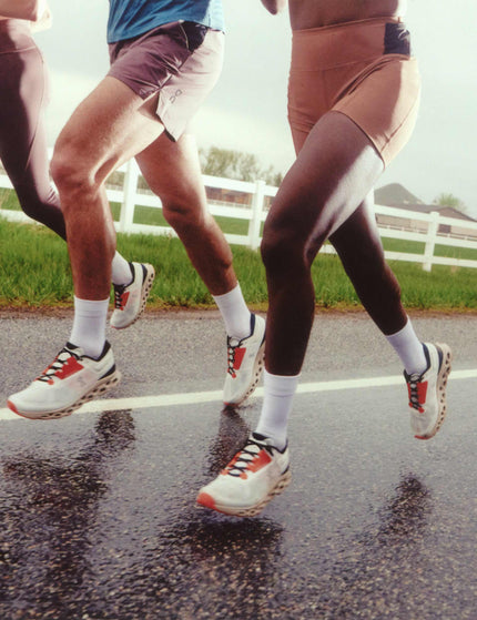 ON Running Cloudstratus 3 - Undyed-White/Sandimages8- The Sports Edit