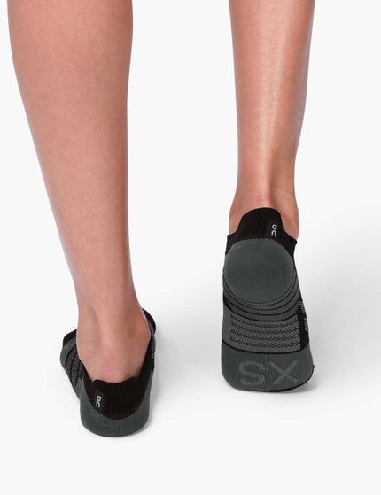 ON Running Low Sock - Black/Shadowimage4- The Sports Edit