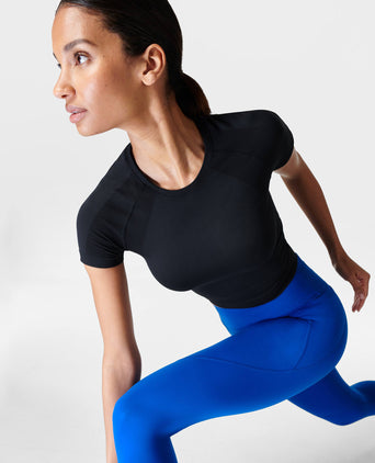 Athlete Crop Seamless Gym T-Shirt - Black