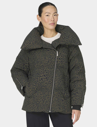 Nimbus Cloud Short Puffer - Large Green Leopard Print