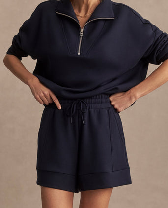 Atrium High Waisted Short 4.5