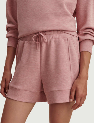 Atrium High Waisted Short 4.5