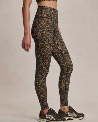 FreeSoft High Waisted Legging 25 - Prairie Sand Cheetah