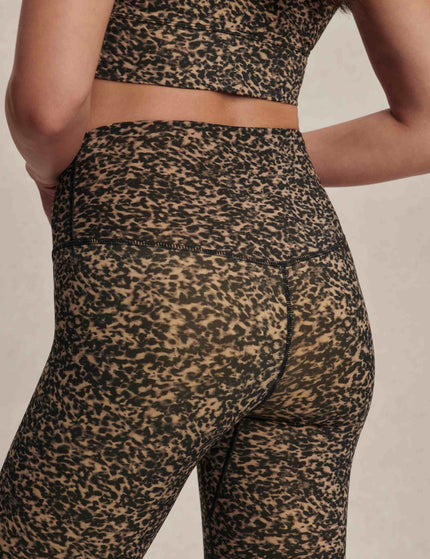 Varley The Freesoft Set - Prairie Sand Cheetahimages8- The Sports Edit