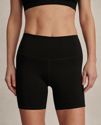 FreeSoft High Waisted Short 5