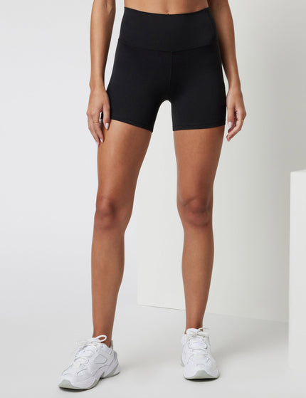Vuori AllTheFeels Short - Blackimage1- The Sports Edit