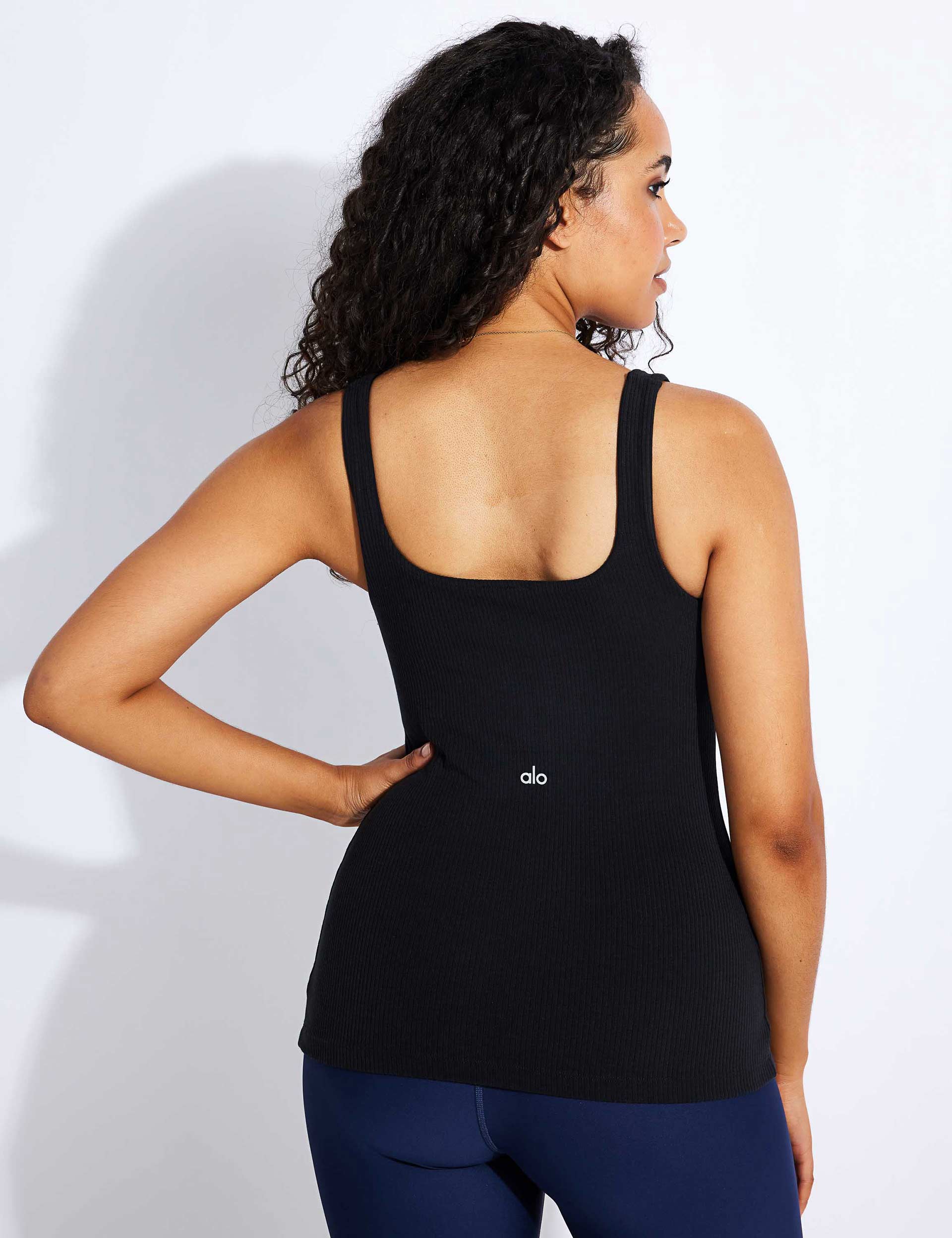 Ribbed Minimalist Tank - Black