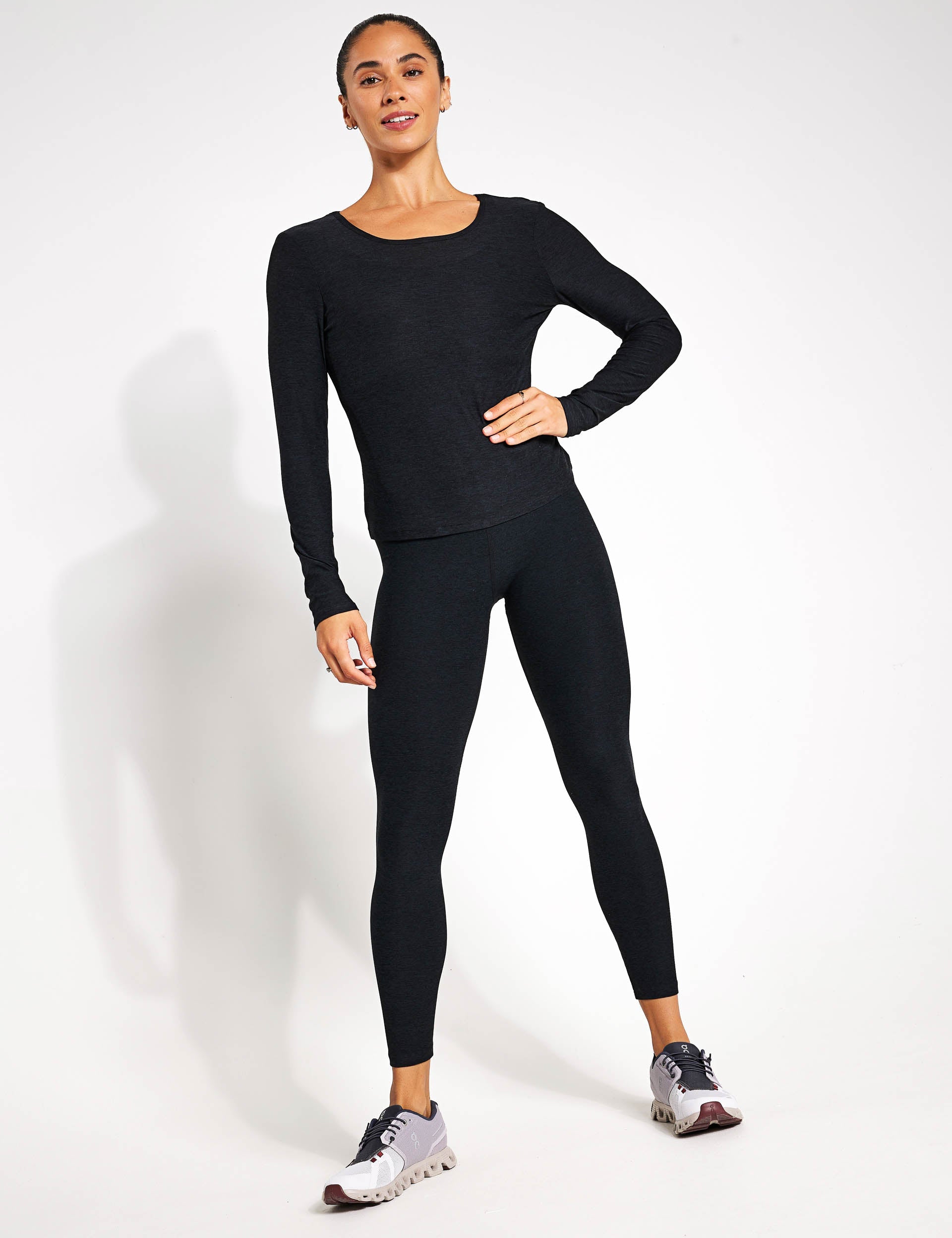 Beyond Yoga, In the Loop Pullover - Darkest Night