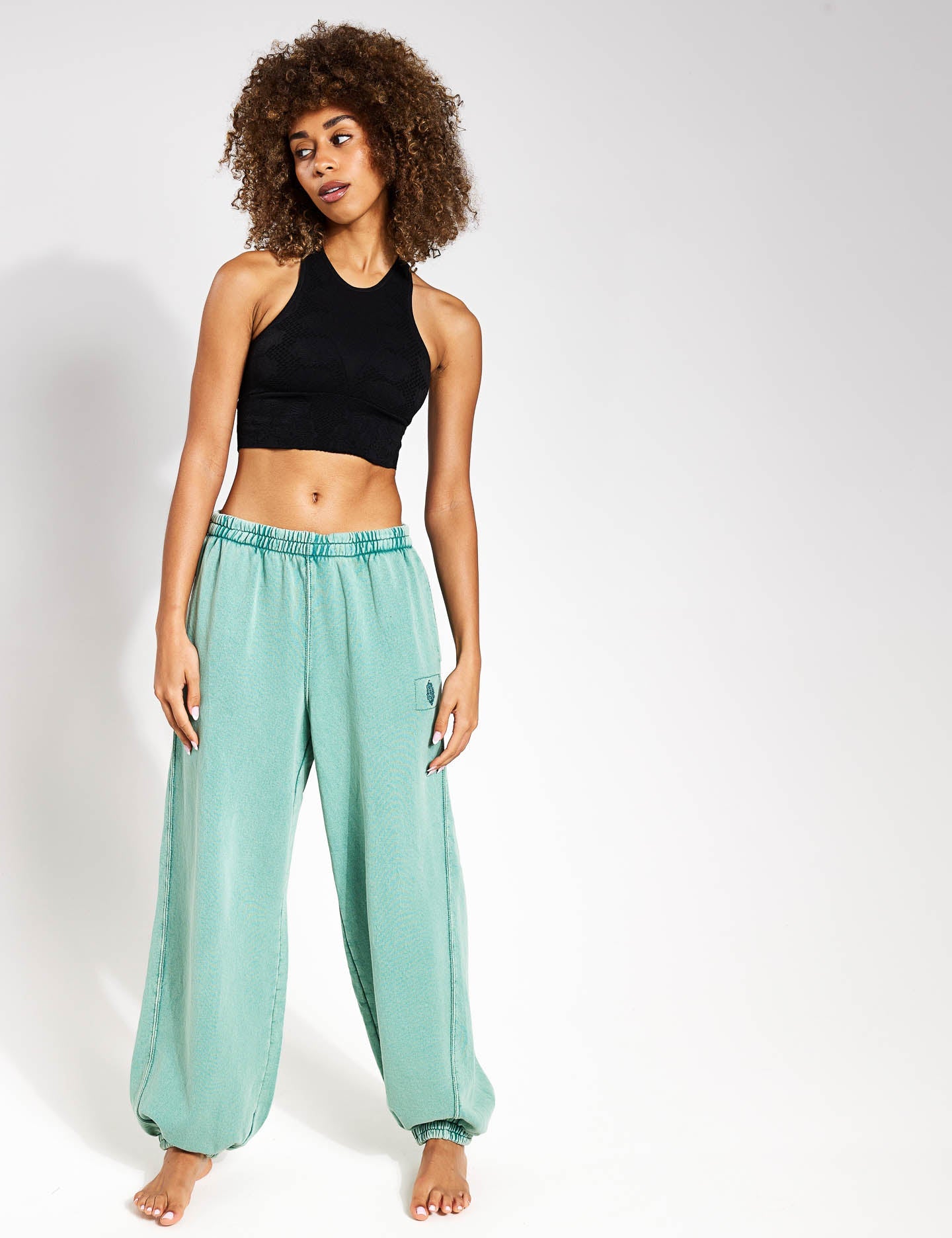 FREE PEOPLE MOVEMENT ALL STAR SOLID PANTS - EMERALD AURA 6515 – Work It Out