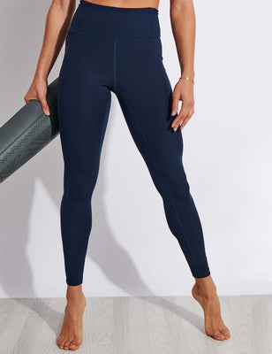The trend of workout bodysuit and compression clothes - Metro Brazil Blog