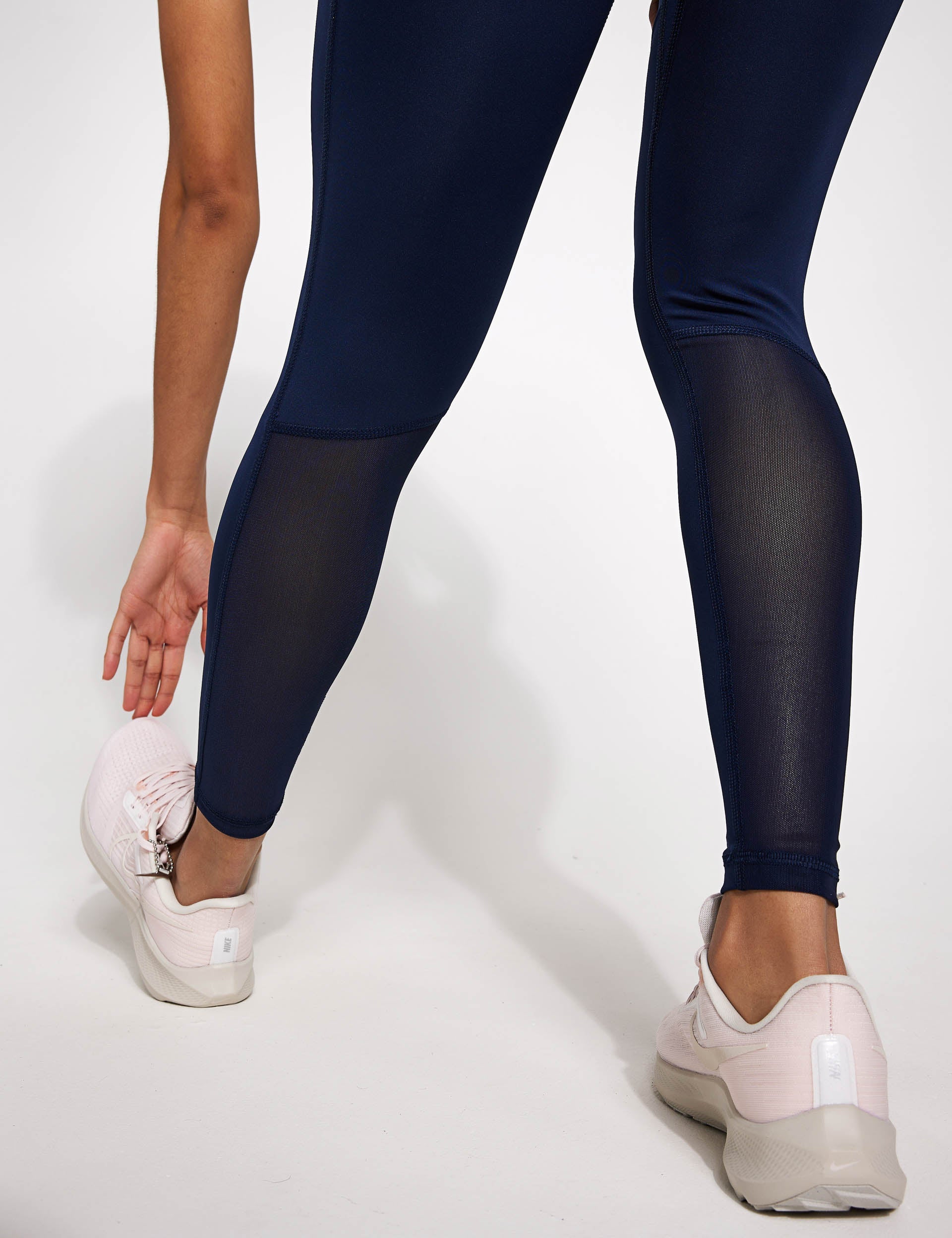 Nike, Pro Leggings - Obsidian/White
