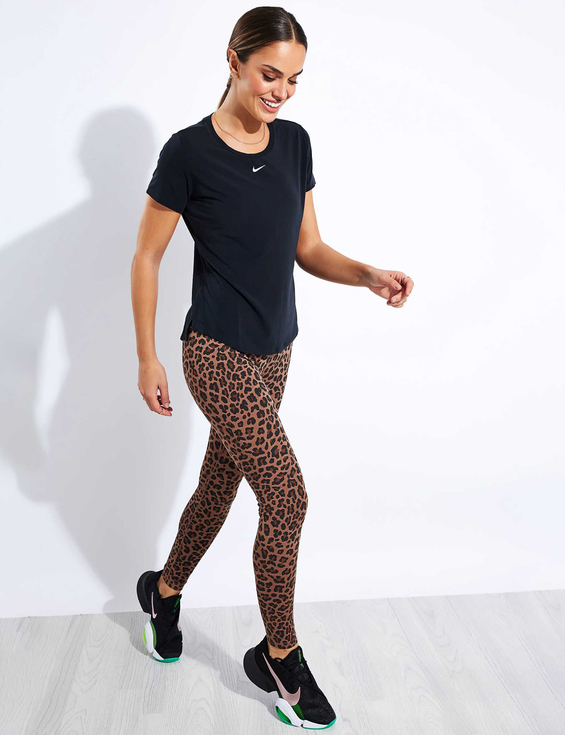 Nike Women's, Nike Yoga Luxe Short Sleeve Top