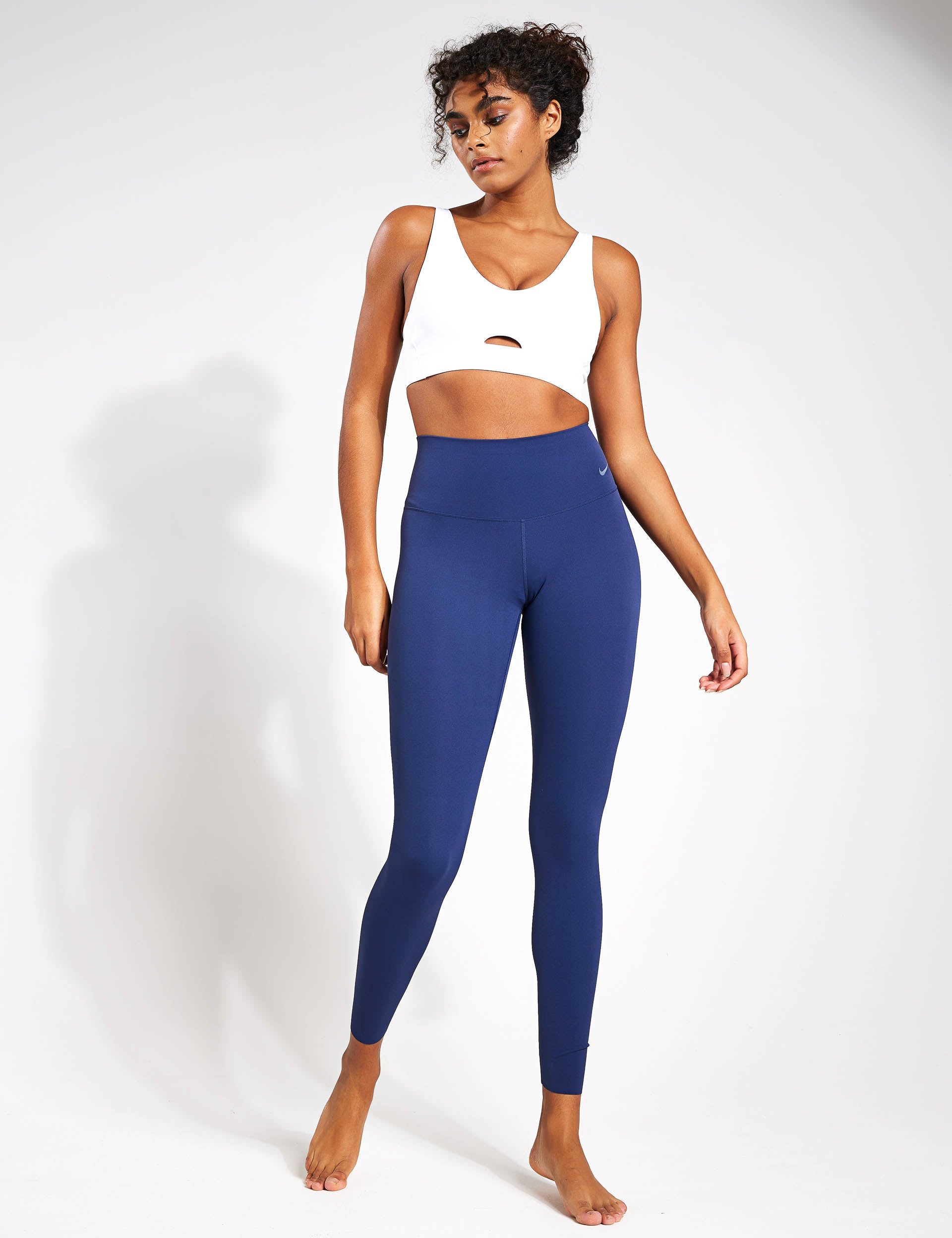 Nike Performance NIKE ZENVY WOMEN'S GENTLE-SUPPORT HIGH-WAISTED CAPRI  LEGGINGS - Leggings - black 