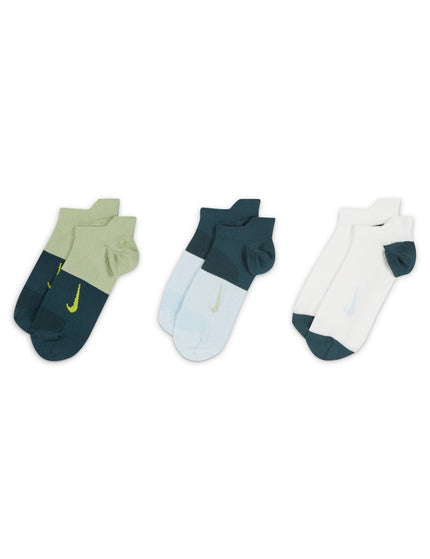 Nike Everyday Plus Lightweight Socks (3 Pairs) - Blue/Multi-Colourimage2- The Sports Edit