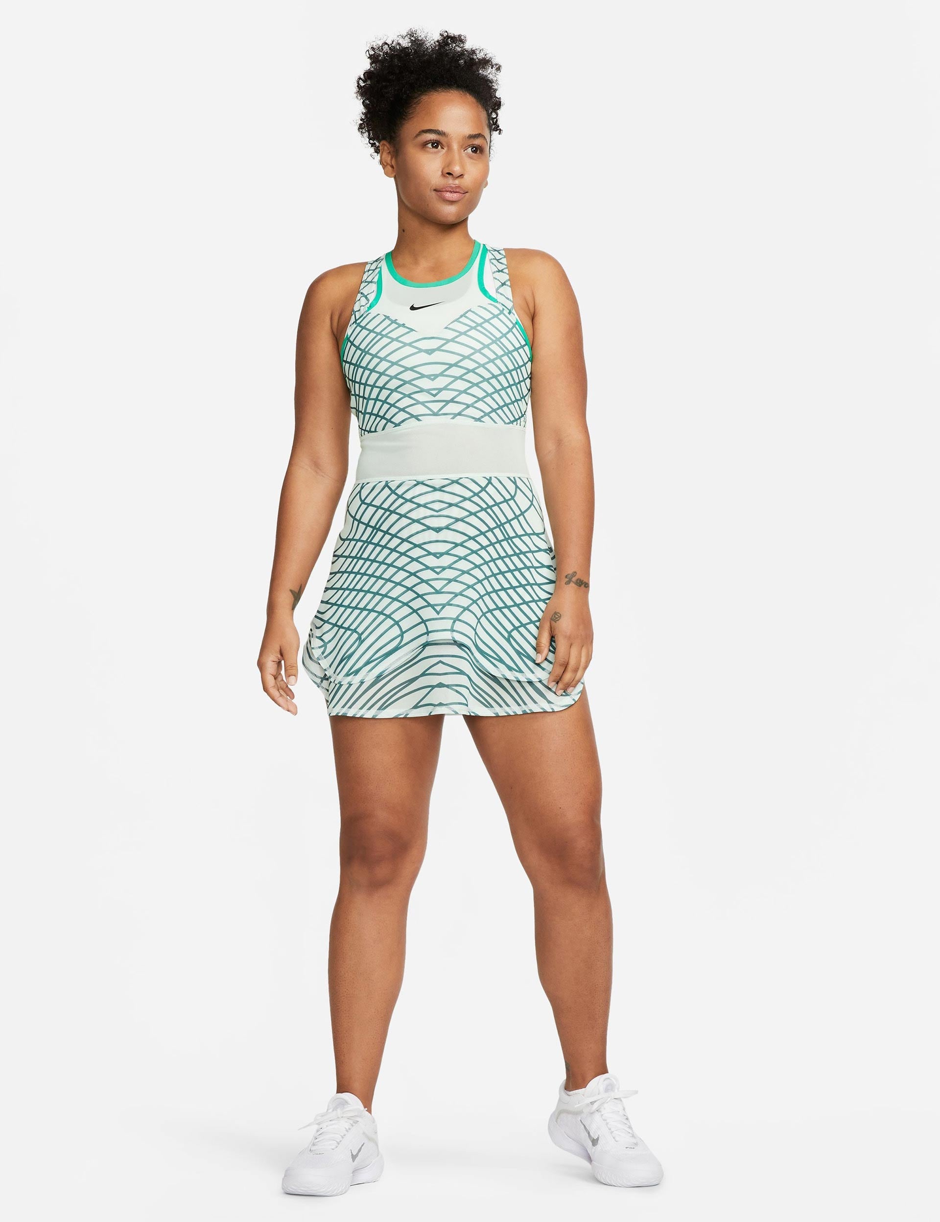 NikeCourt Dri-FIT Slam Women's Tennis Tank Top. Nike DK
