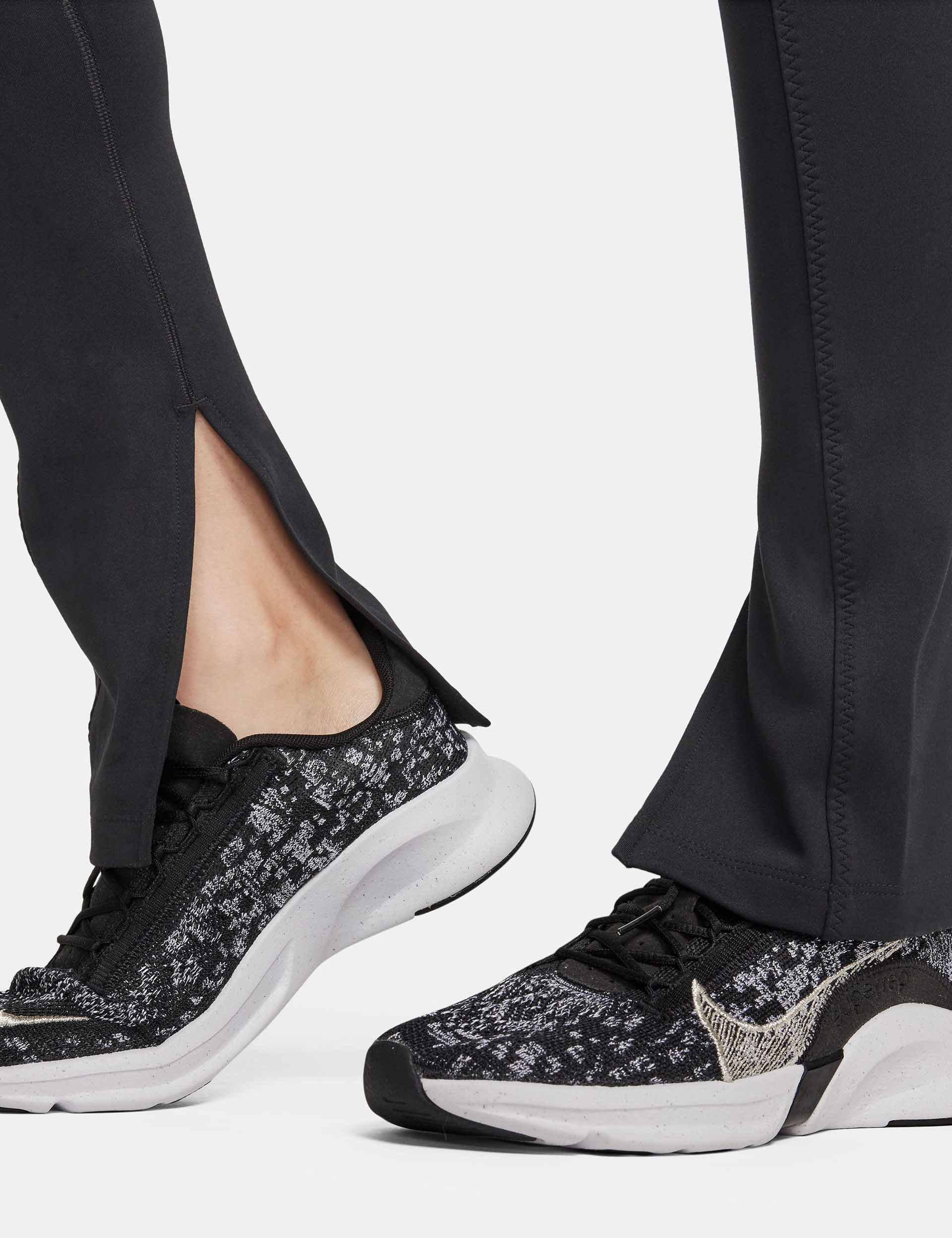 Nike, One High-Rise Leggings - Black/White