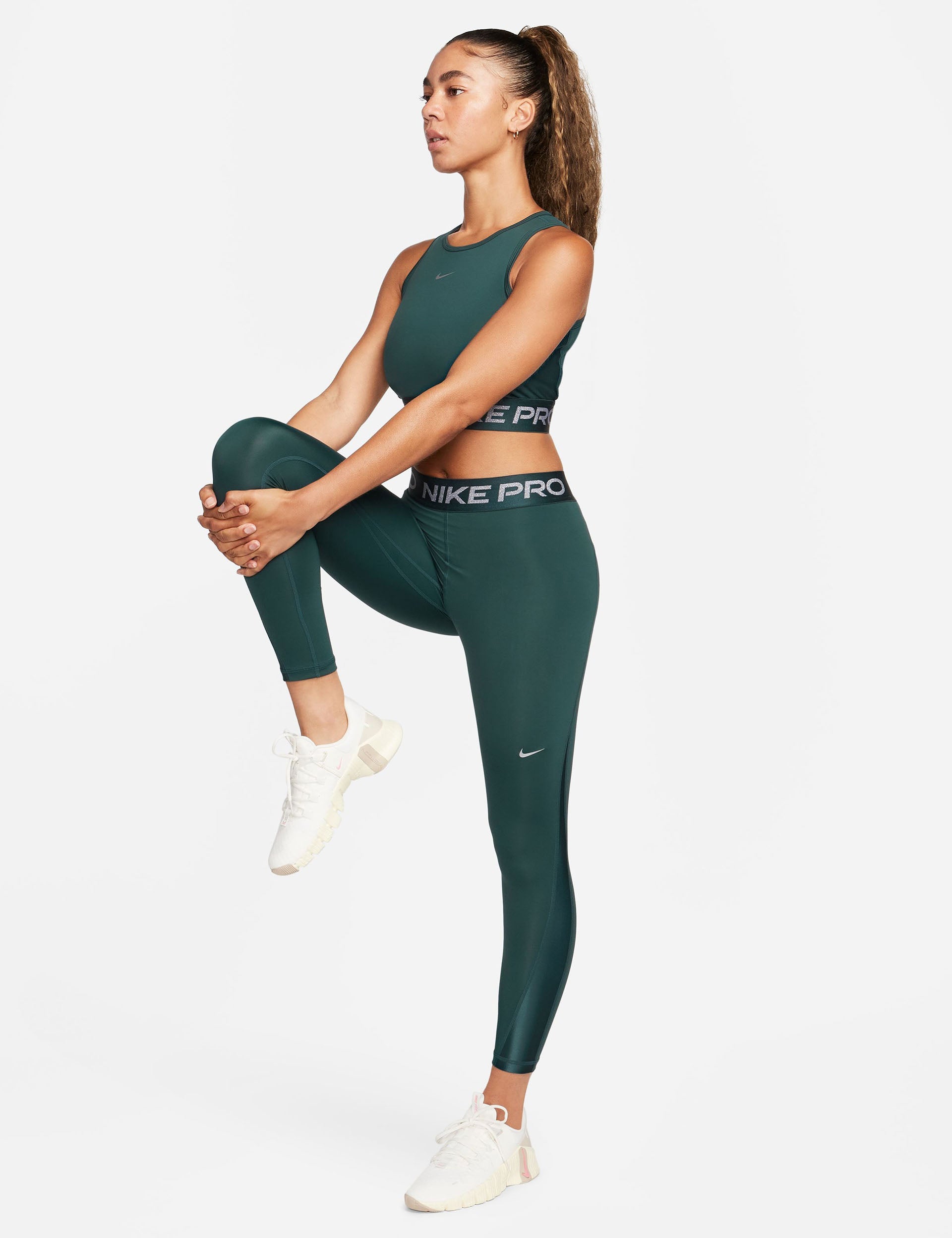 Nike, Pants & Jumpsuits, Nike Training Drifit Mesh Panel Athletic Capri  Leggings Size Xl