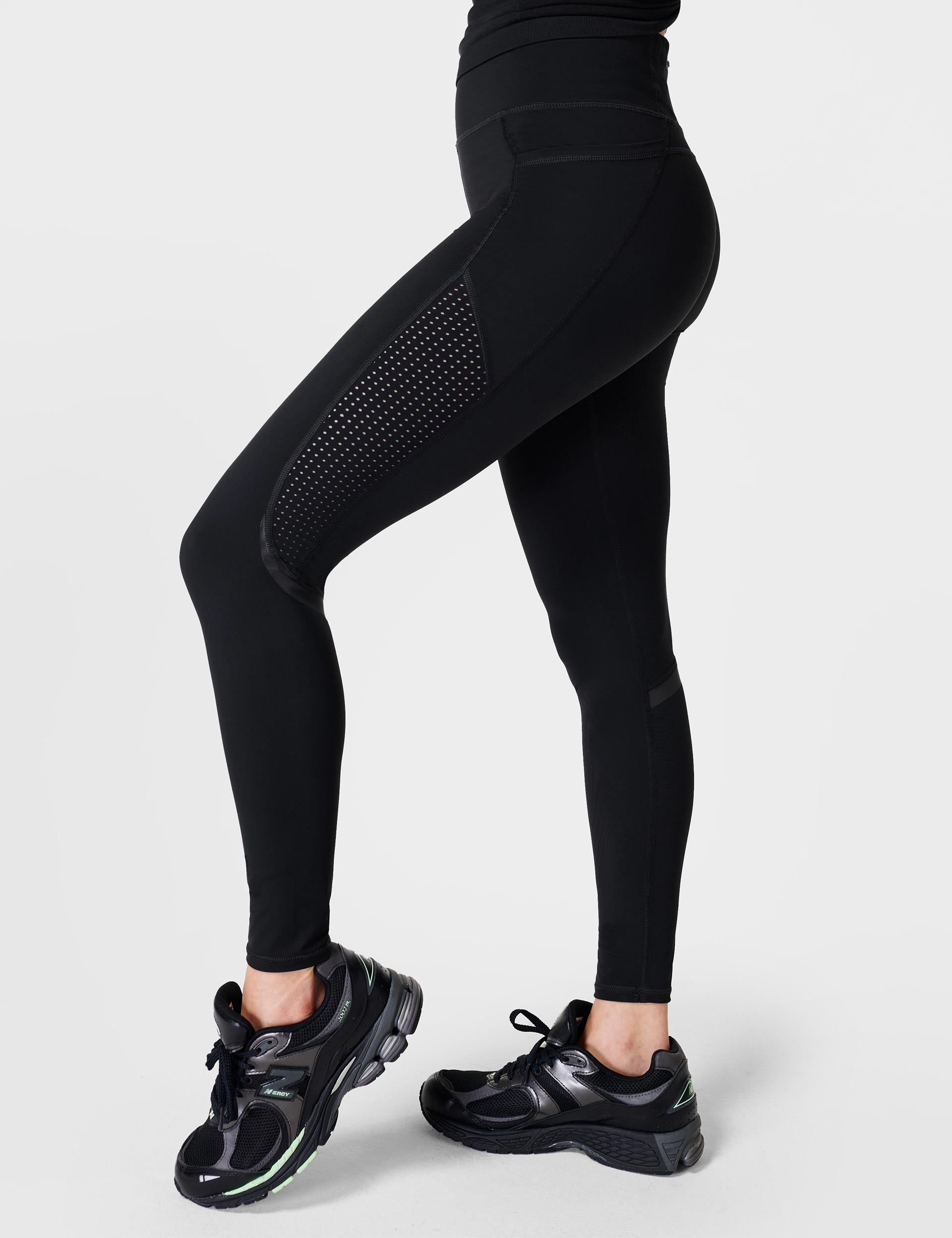 https://us.thesportsedit.com/cdn/shop/products/sweaty-betty-zero-gravity-running-leggings-black-sb4838p_1.jpg?v=1699218638